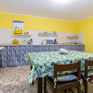 Casa Ai Cappuccini Alloggio in famiglia Randazzo